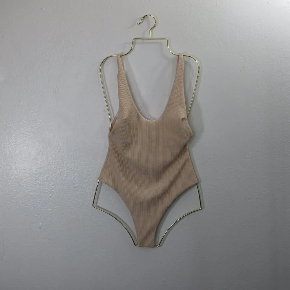 Body Shape Display Hanger - Picture 11 of 15
